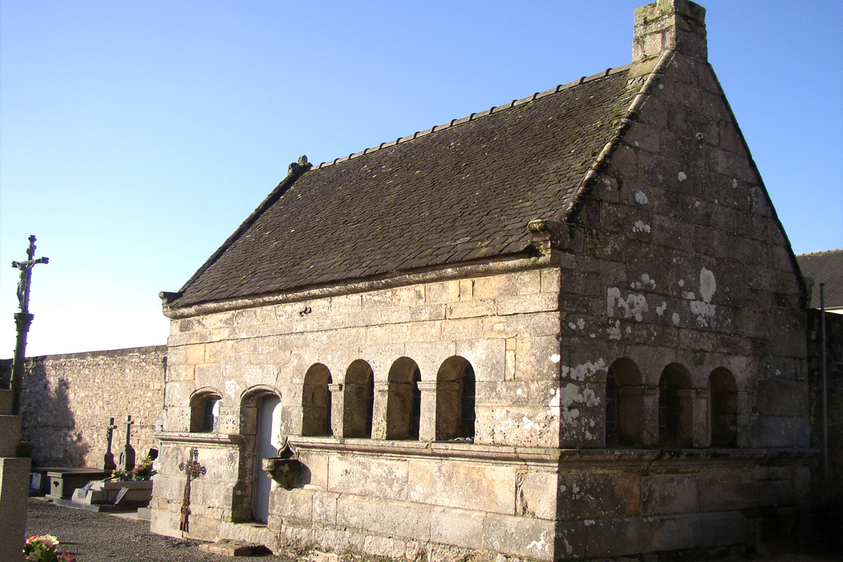 Cimetière ossuaire de Plougar